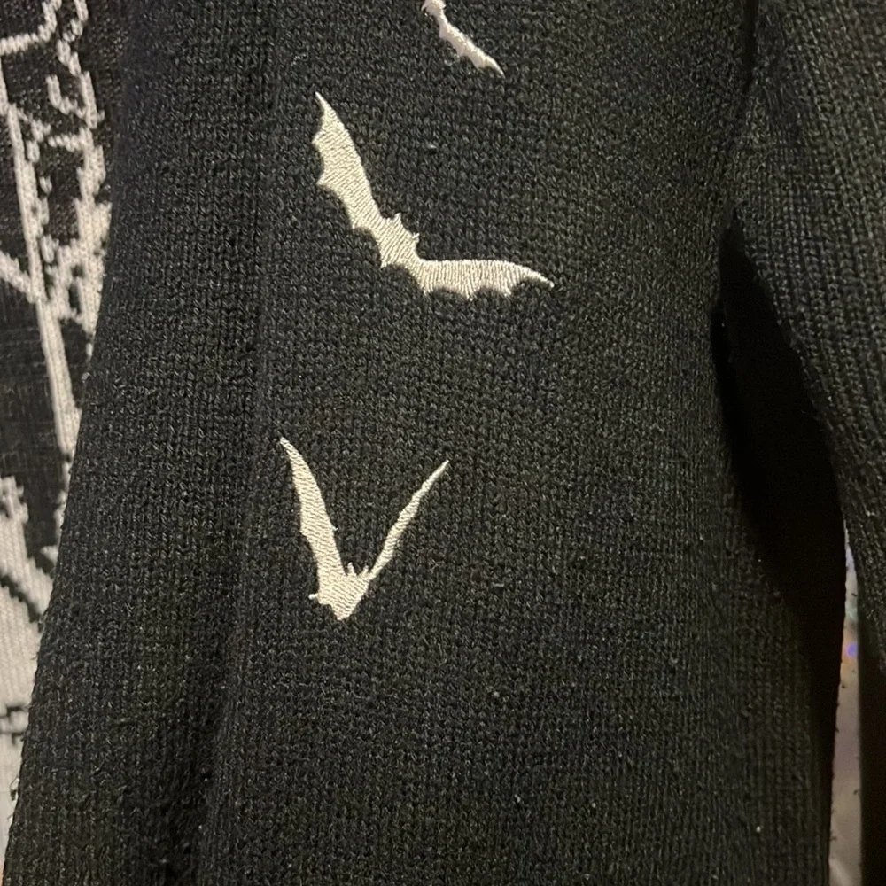 Too Fast Eerie Cemetery Cardigan - Picture 6 of 7